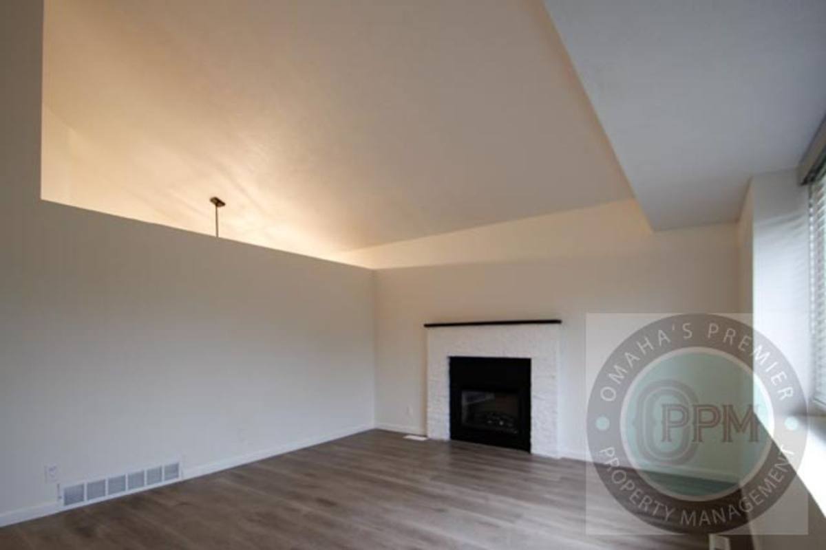 House for rent at 7106 S 145 St, Omaha, NE 68138