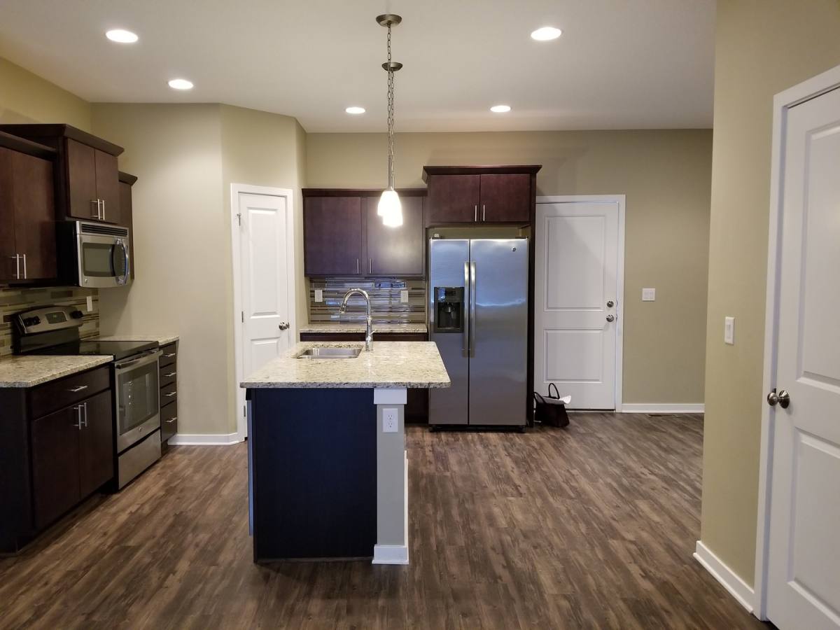 Townhouse for rent at 9061 Burkwood Dr, West Des Moines, IA 50266