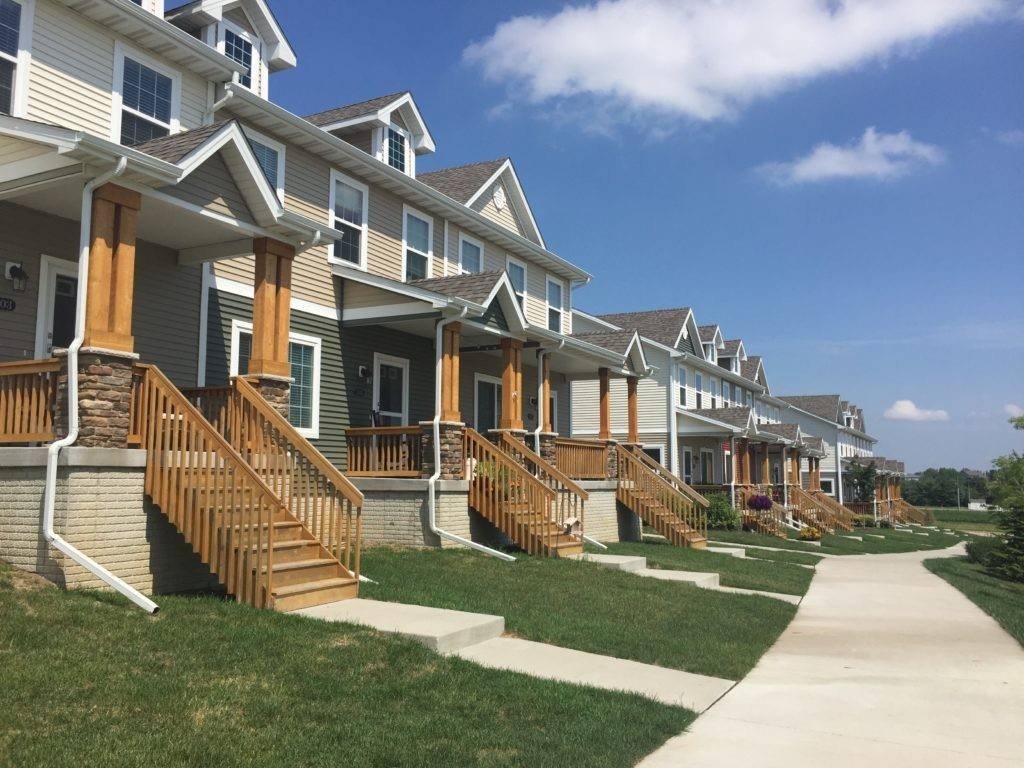 Townhouse for rent at 9061 Burkwood Dr, West Des Moines, IA 50266