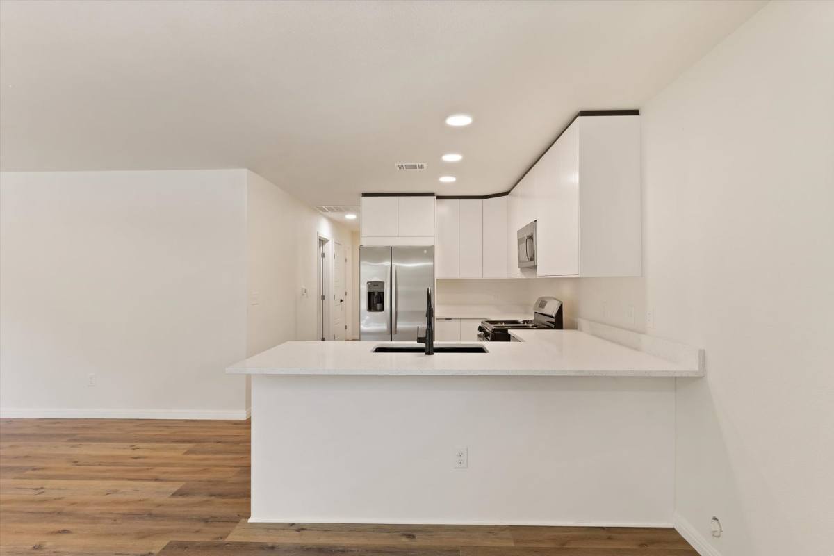 Townhouse for rent at 315 Mill St, San Marcos, TX 78666