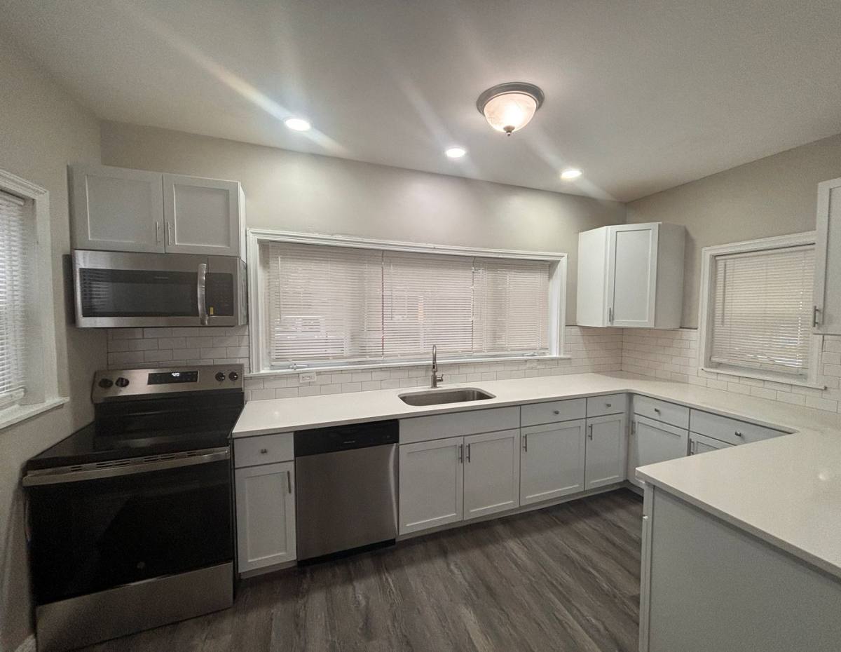 Apartment for rent at 501 Montgomery Ave, North Wales, PA 19454