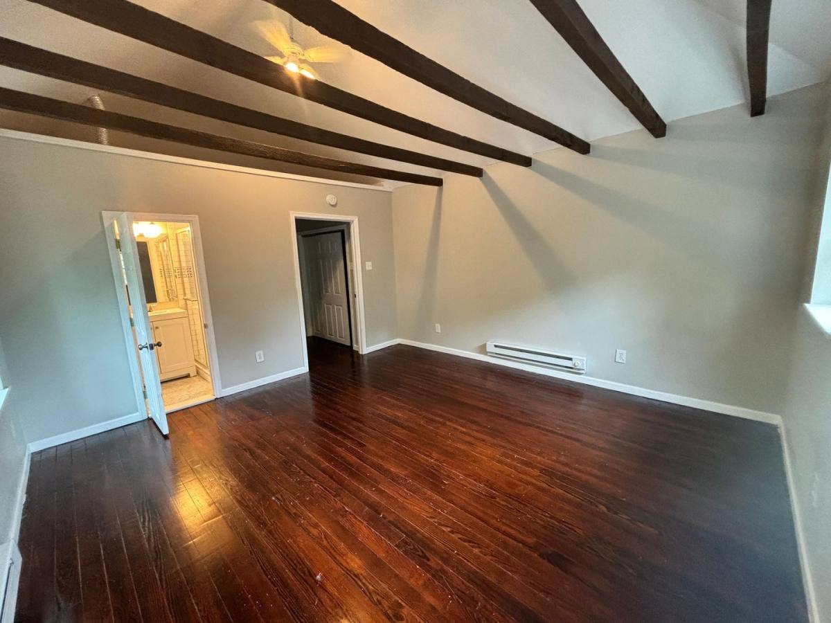 Apartment for rent at 501 Montgomery Ave, North Wales, PA 19454