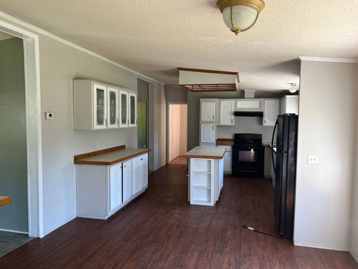House for rent at 12018 County Line Rd, Moundville, AL 35474