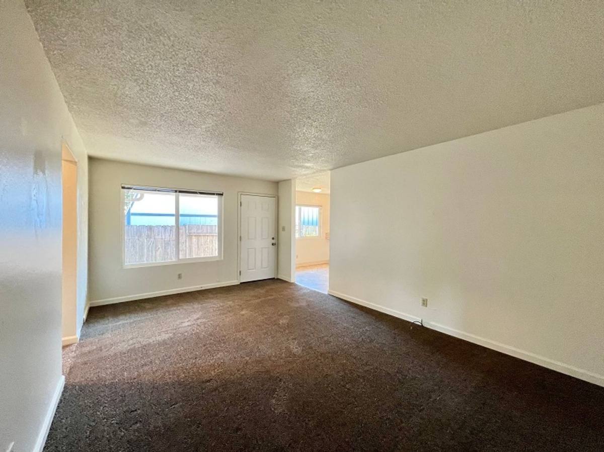 Apartment for rent at 1751-1753 E St, Napa, CA 94558