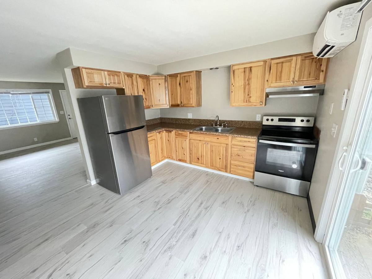 Apartment for rent at 8th St NW, Salem, OR 97304