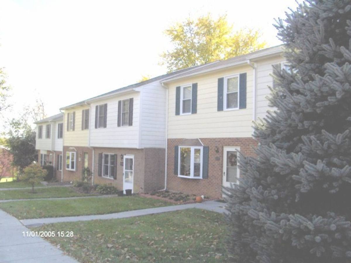 Townhouse for rent at 1710 Emerald St, Blacksburg, VA 24060