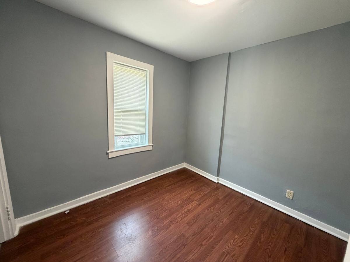 Apartment for rent at 1119 Johnston St, Akron, OH 44305