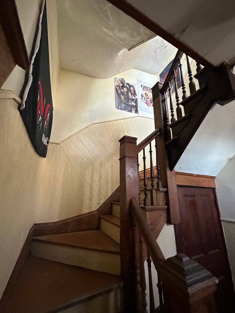 House for rent at 2317 Flora St, Cincinnati, OH 45219
