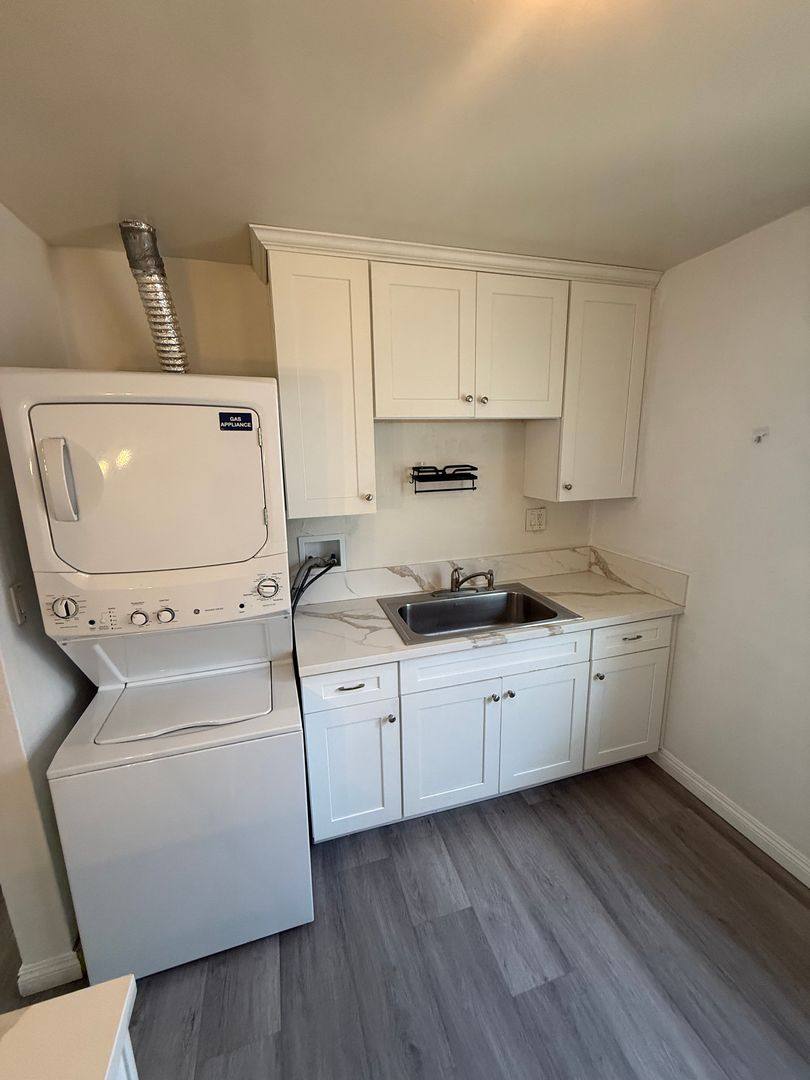 Apartment for rent at 6979-85 Lisbon St, San Diego, CA 92114