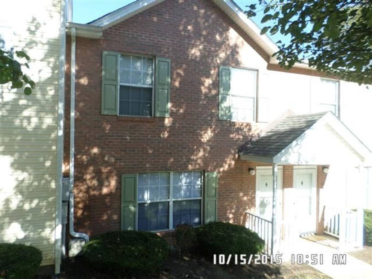 Townhouse for rent at 402 Laurence Lane, Blacksburg, VA 24060