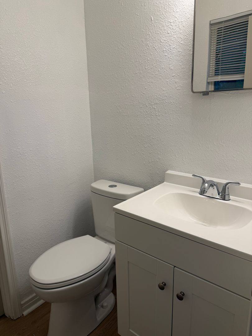 House for rent at 112 SW Murphy Rd, Burleson, TX 76028