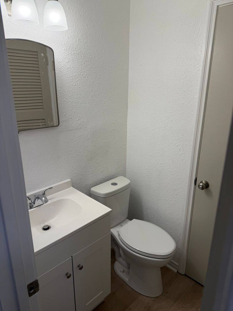 House for rent at 112 SW Murphy Rd, Burleson, TX 76028