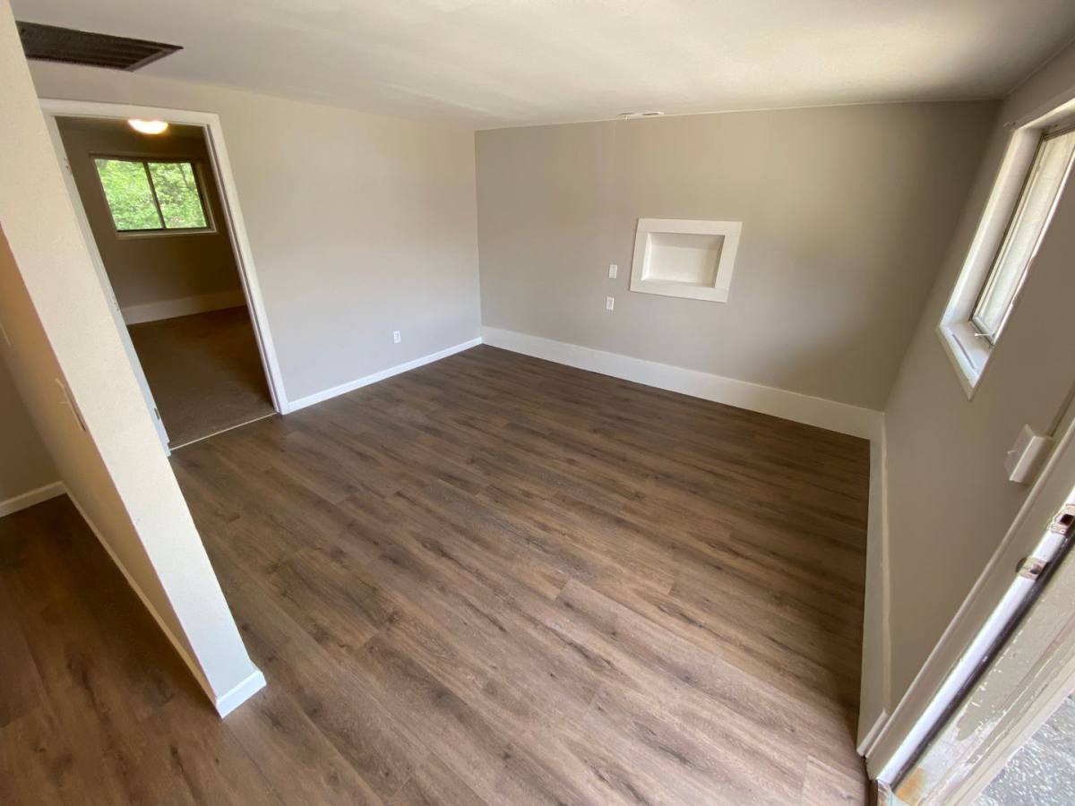 Apartment for rent at 1116-1118 Holloway St, Lafayette, IN 47905