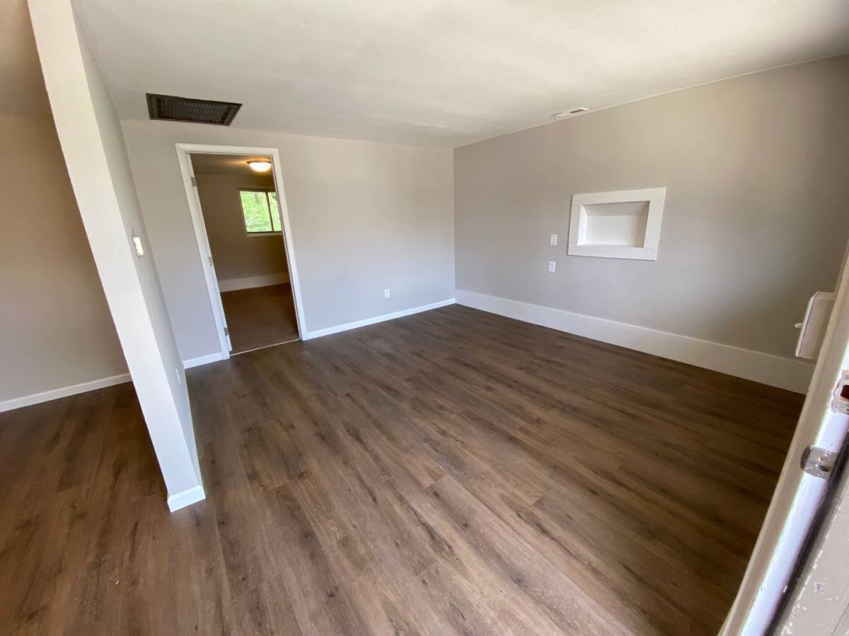 Apartment for rent at 1116-1118 Holloway St, Lafayette, IN 47905
