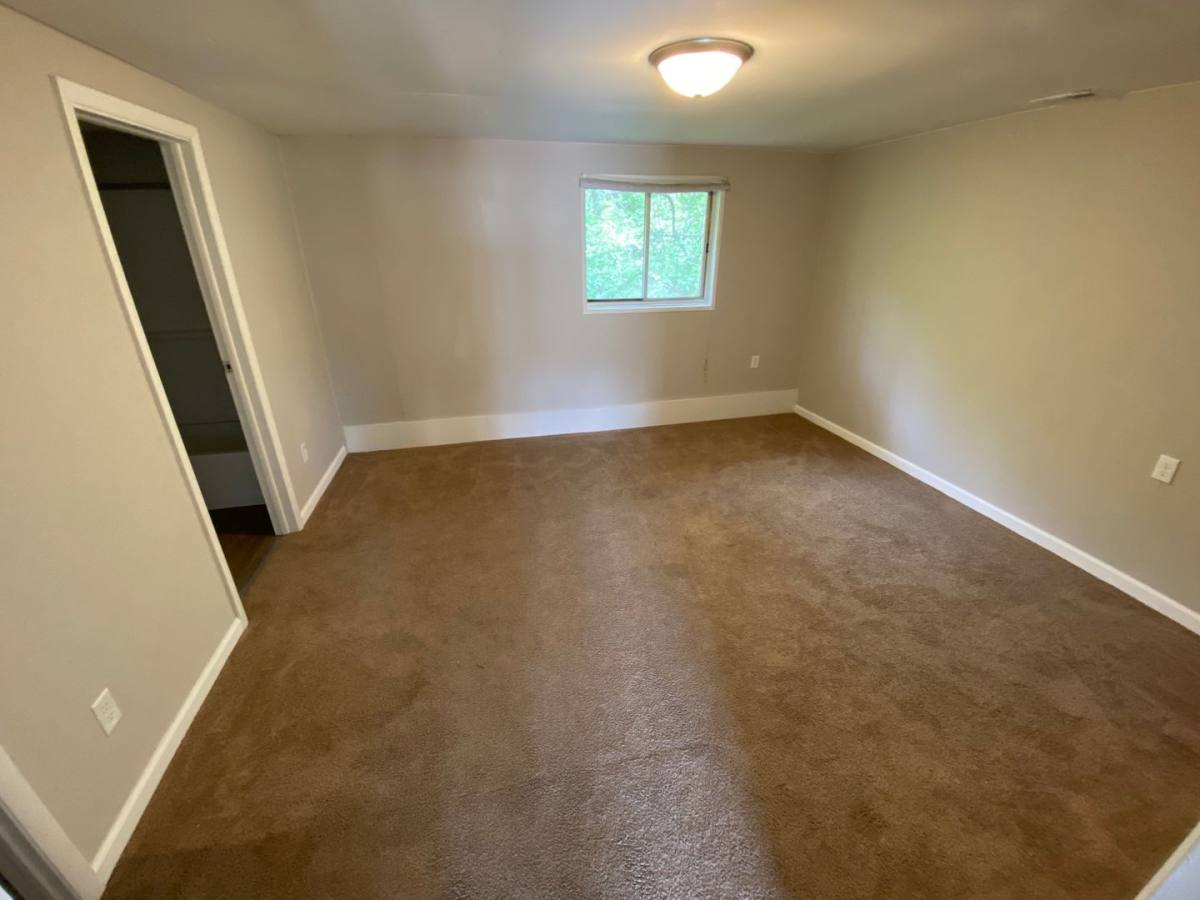 Apartment for rent at 1116-1118 Holloway St, Lafayette, IN 47905