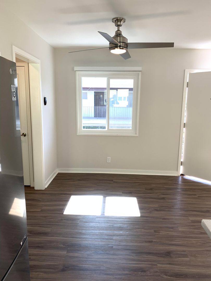 Apartment for rent at 1323 11th St, Santa Monica, CA 90401
