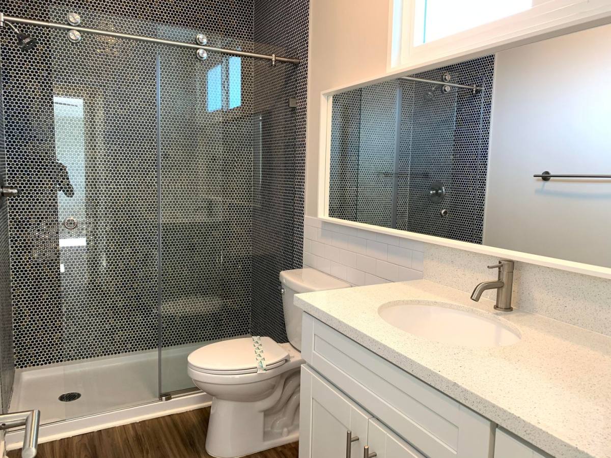 Apartment for rent at 1323 11th St, Santa Monica, CA 90401