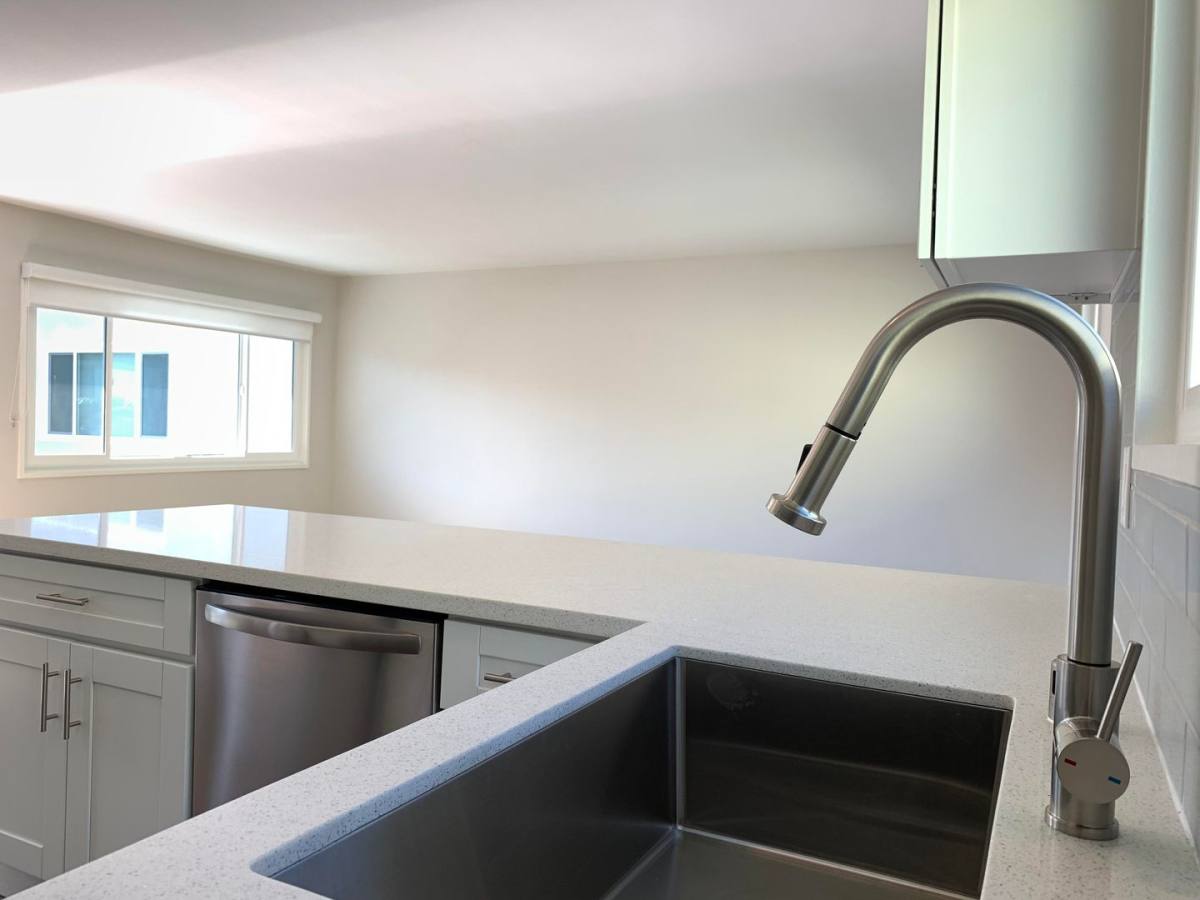 Apartment for rent at 1323 11th St, Santa Monica, CA 90401