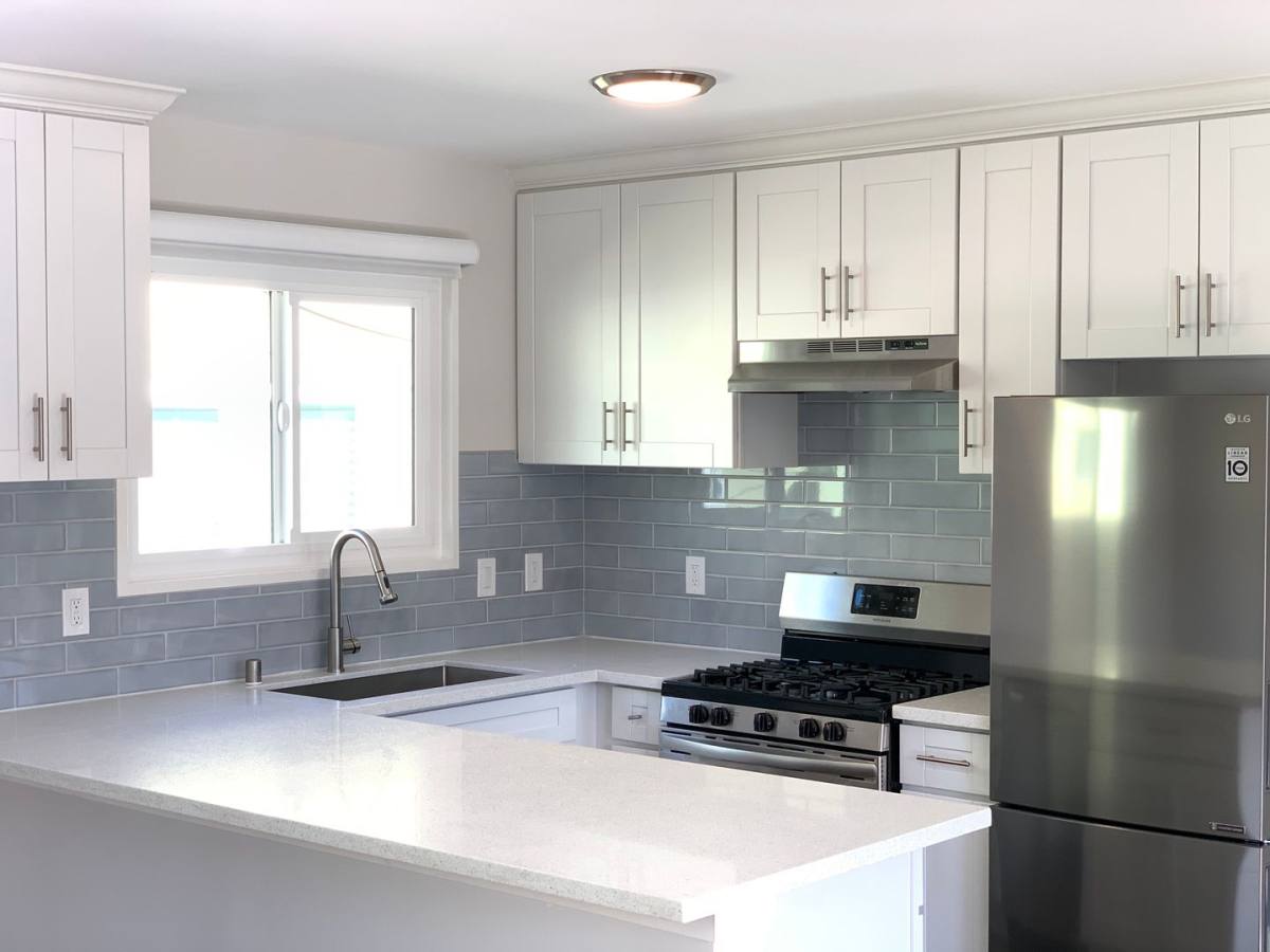 Apartment for rent at 1323 11th St, Santa Monica, CA 90401