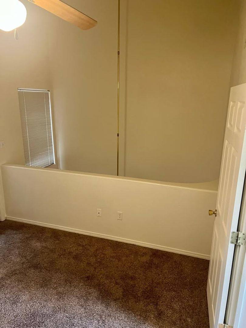 Apartment for rent at 5500 Copper Ave NE, Albuquerque, NM 87108