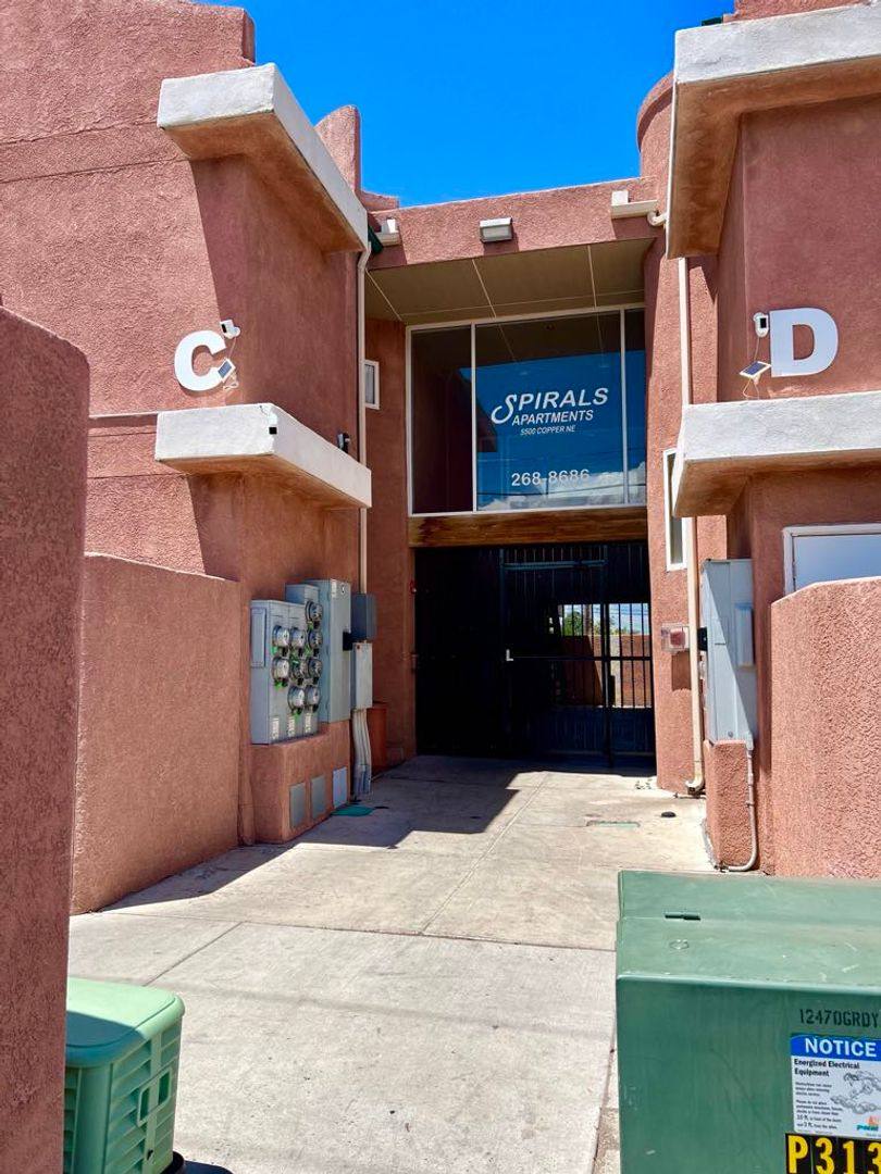 Apartment for rent at 5500 Copper Ave NE, Albuquerque, NM 87108