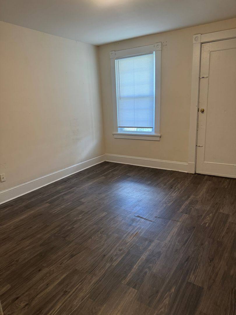 Apartment for rent at 2420 Barton Ave, Richmond, VA 23222