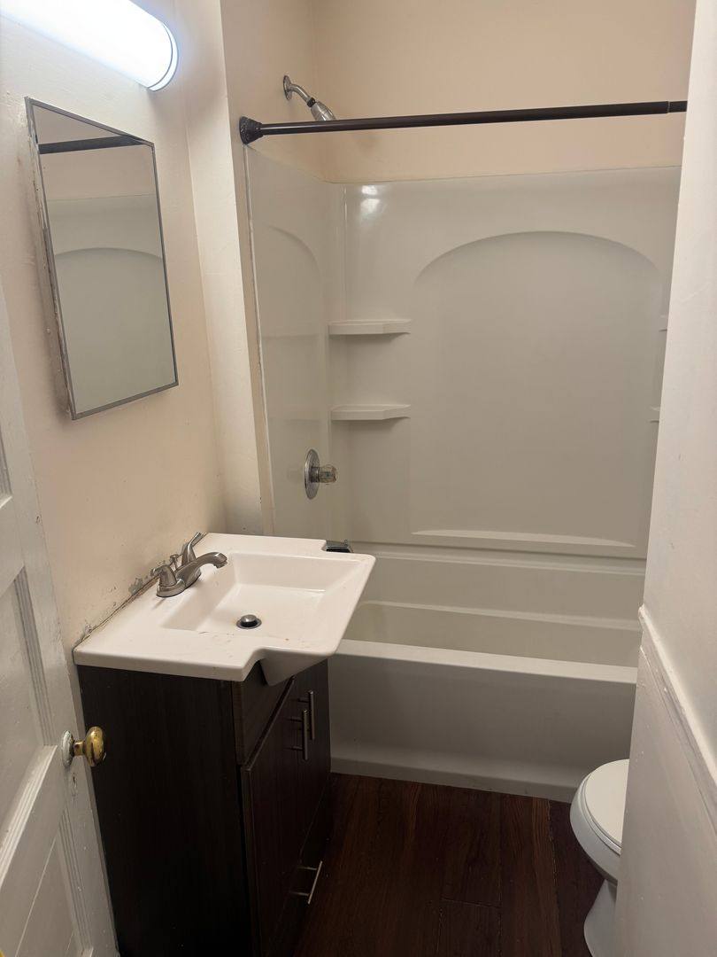Apartment for rent at 2420 Barton Ave, Richmond, VA 23222
