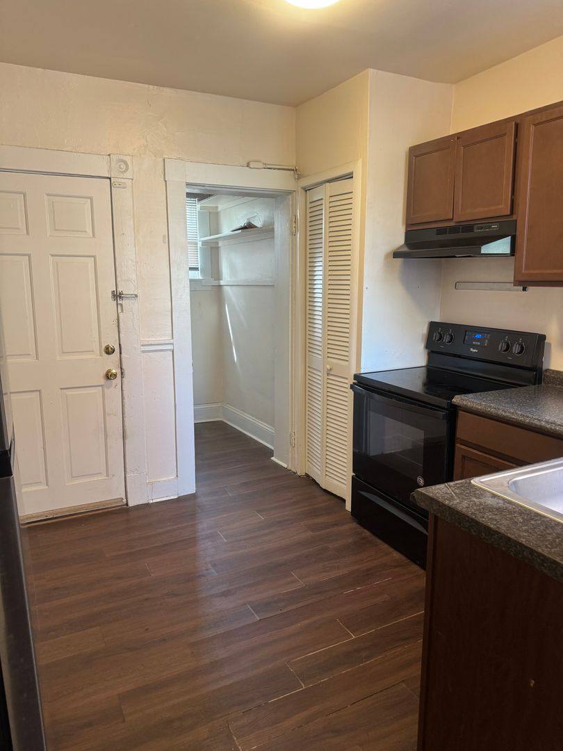 Apartment for rent at 2420 Barton Ave, Richmond, VA 23222