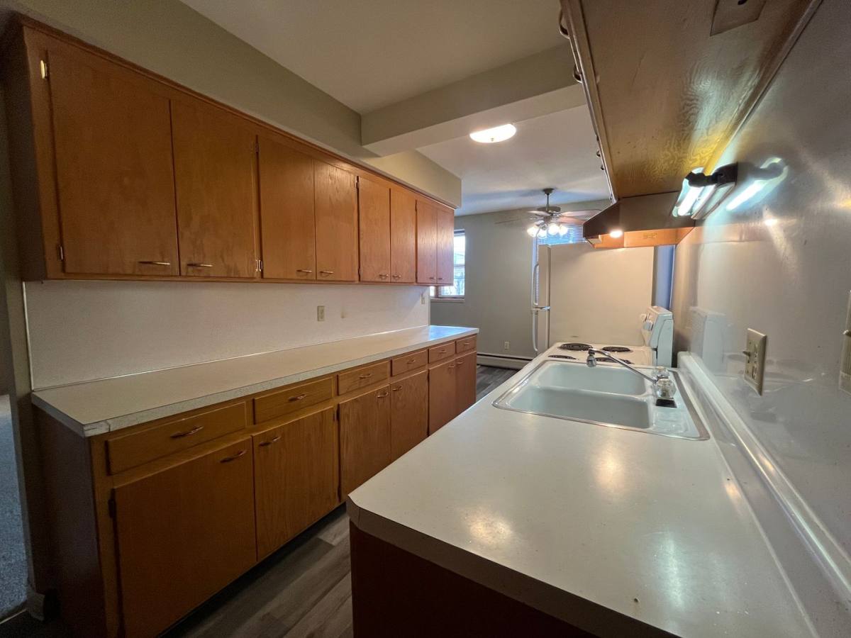 Apartment for rent at 996 Van Buren Ave, Saint Paul, MN 55104