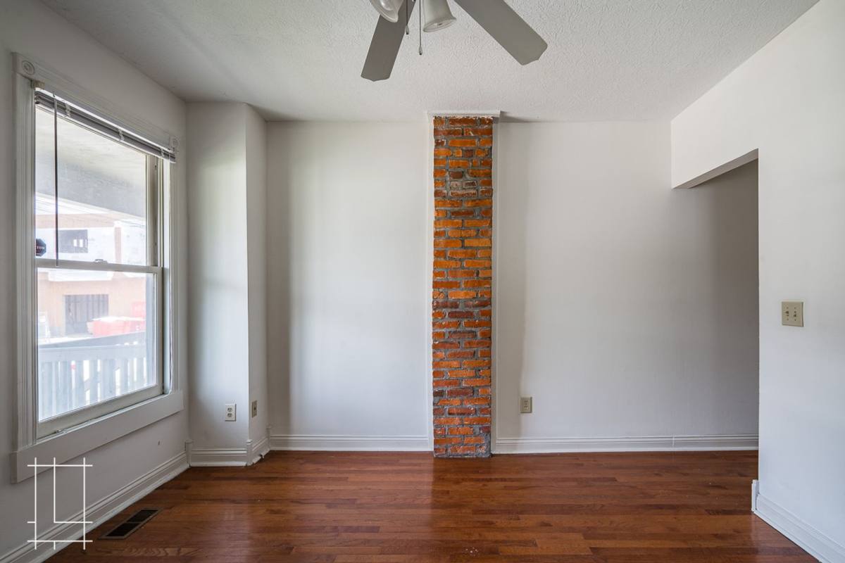 Apartment for rent at 193-195 Greenwood Ave, Columbus, OH 43201