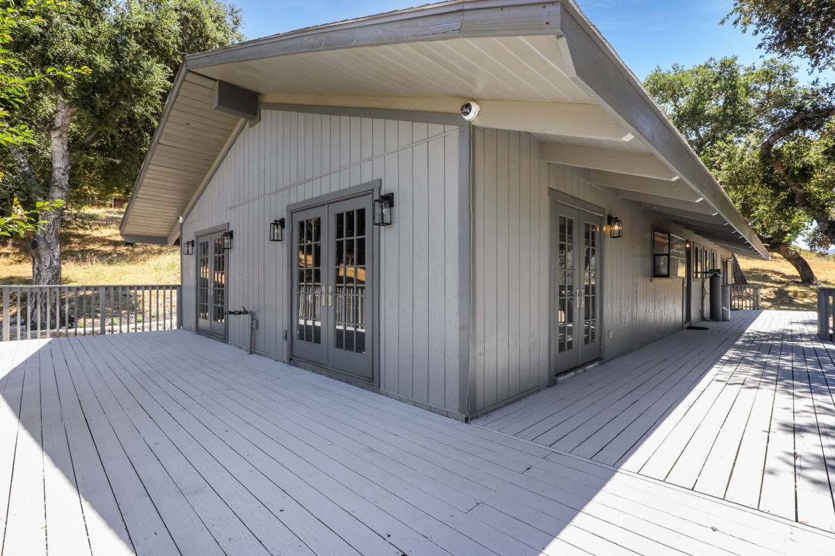 House for rent at 19235 Cachagua Rd, Carmel Valley, CA 93924