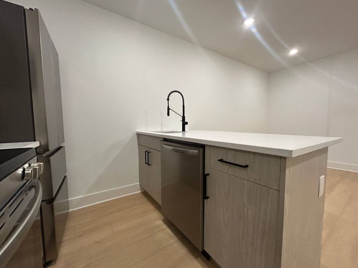 Apartment for rent at 612 N 39th St, Philadelphia, PA 19104