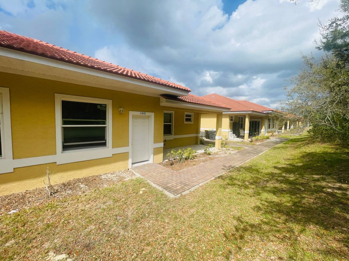 Apartment for rent at 1601 Cumin Dr, Kissimmee, FL 34759