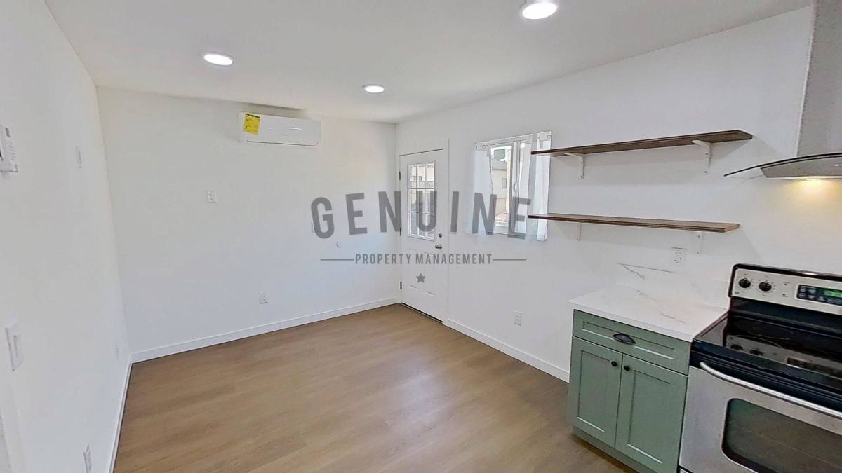 Apartment for rent at 8134 Poinsettia Dr, Buena Park, CA 90620