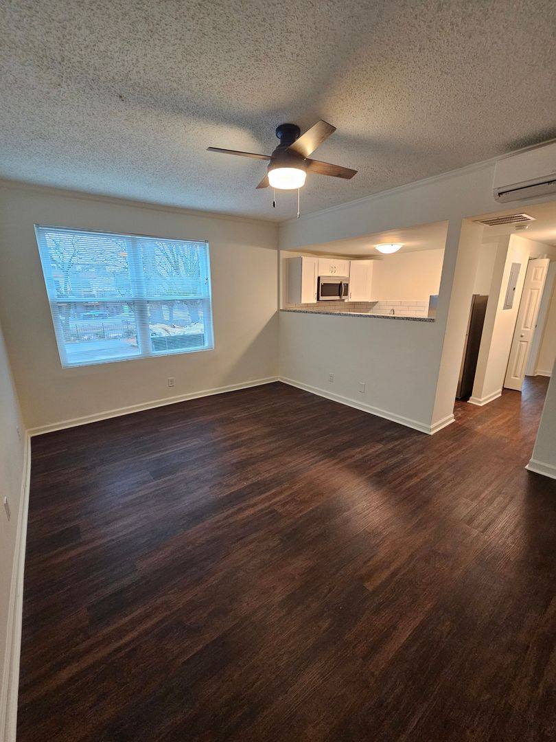 Apartment for rent at 411 Parkway Dr NE, Atlanta, GA 30308