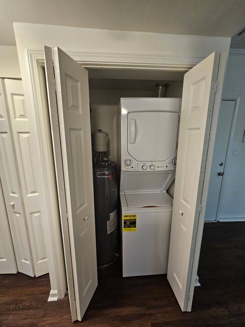 Apartment for rent at 411 Parkway Dr NE, Atlanta, GA 30308