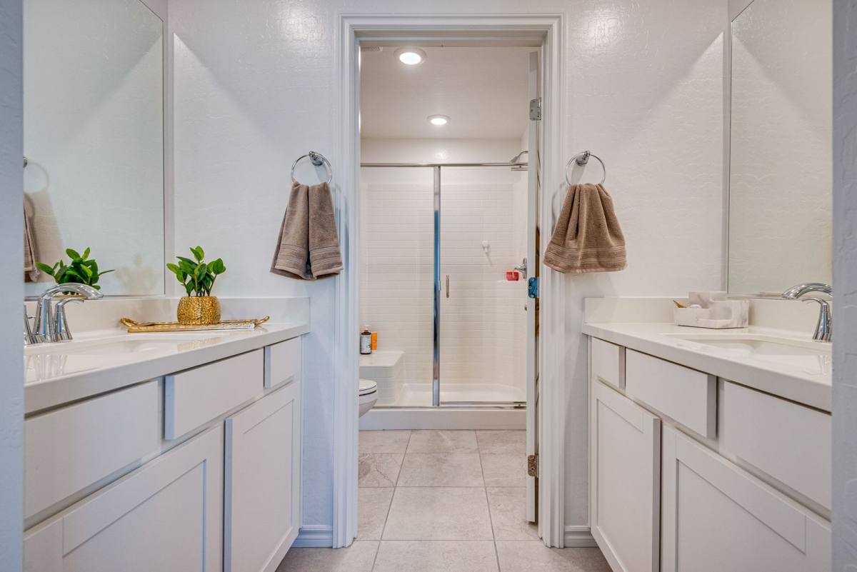 Townhouse for rent at 10718 Lilestone Court, Las Vegas, NV 89166