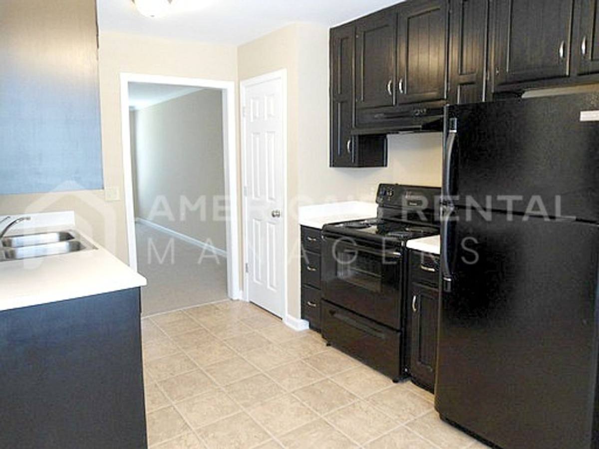 Townhouse for rent at 378 Jamestown Manor Dr, Gardendale, AL 35071