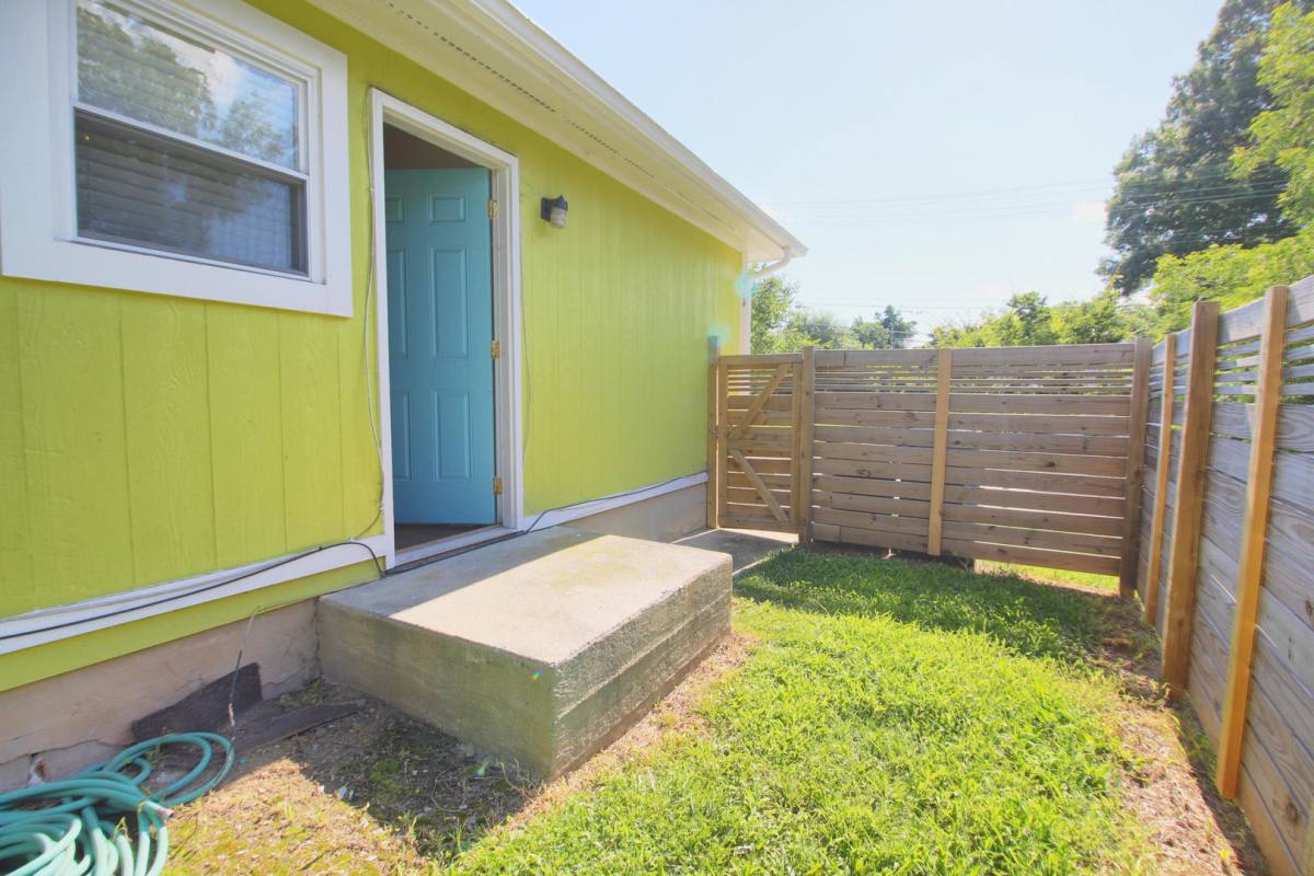 Apartment for rent at 510 Gurley St, Durham, NC 27701