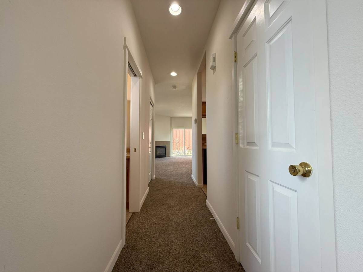 Townhouse for rent at 2636 SW Cascade Mountain Lane, Redmond, OR 97756