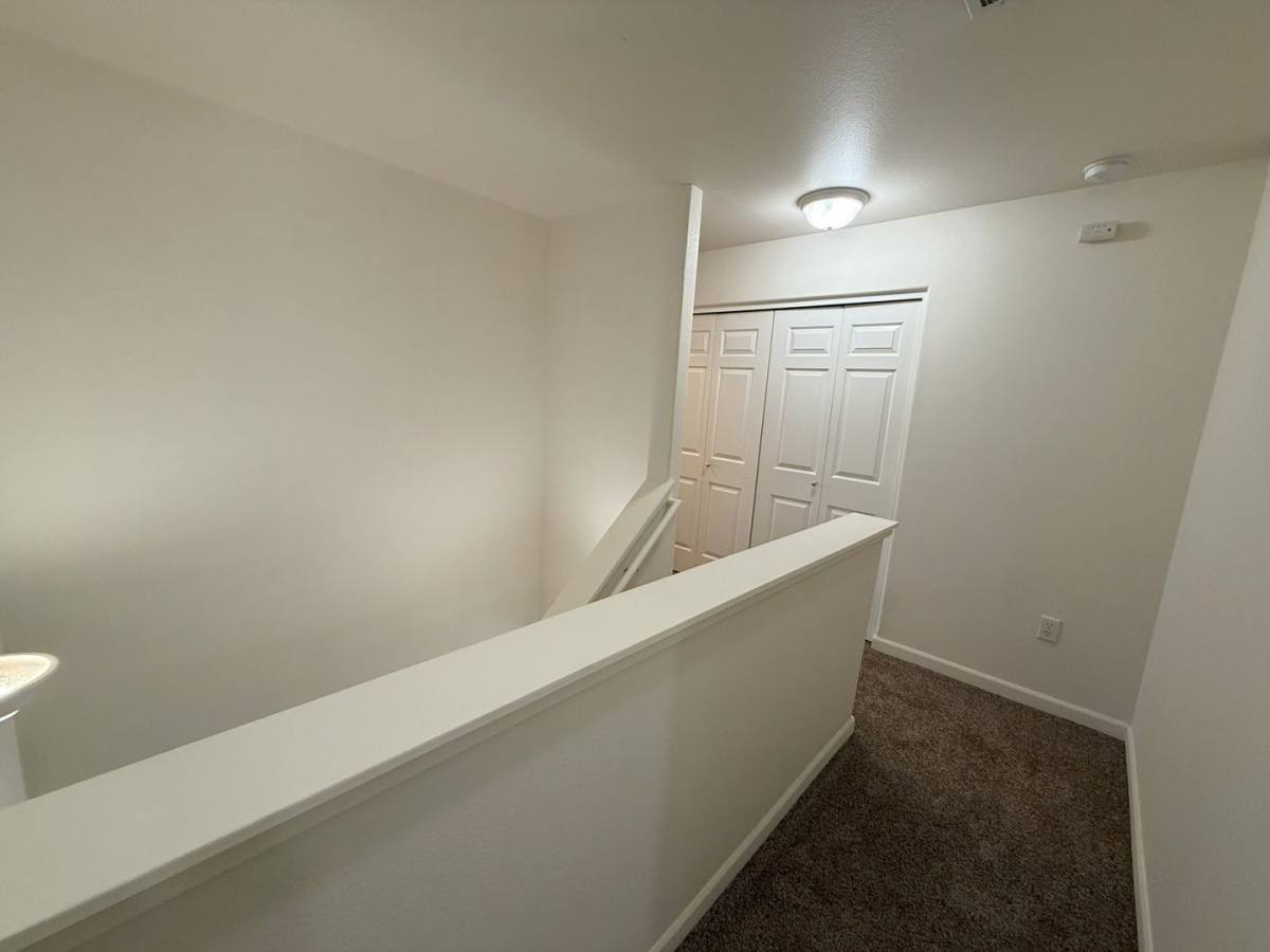 Townhouse for rent at 2636 SW Cascade Mountain Lane, Redmond, OR 97756