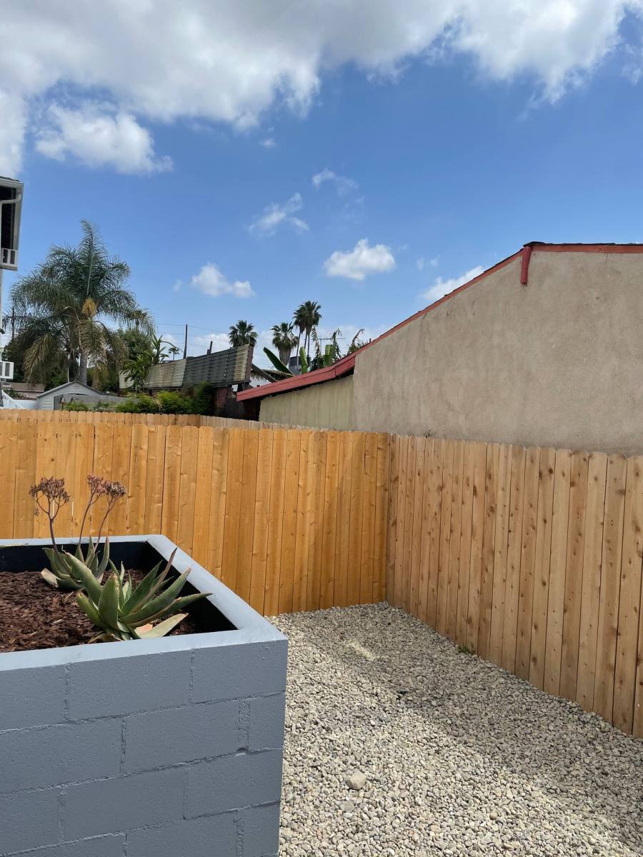 Townhouse for rent at 5726 Case Ave, North Hollywood, CA 91601