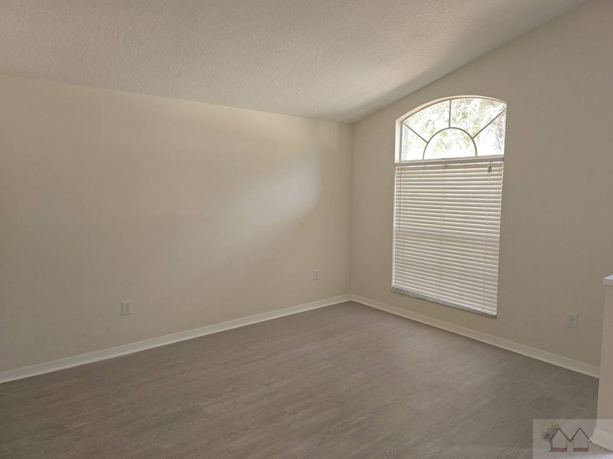 House for rent at 727 Somerstone Dr, Valrico, FL 33594