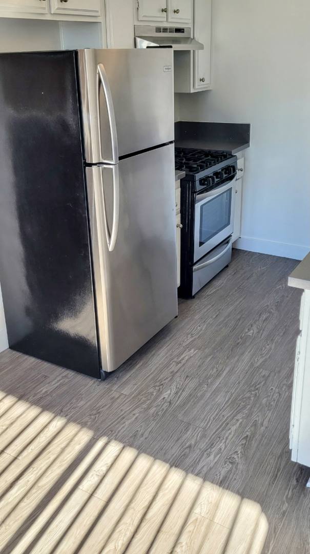 Apartment for rent at 664 W 12th St, San Pedro, CA 90731