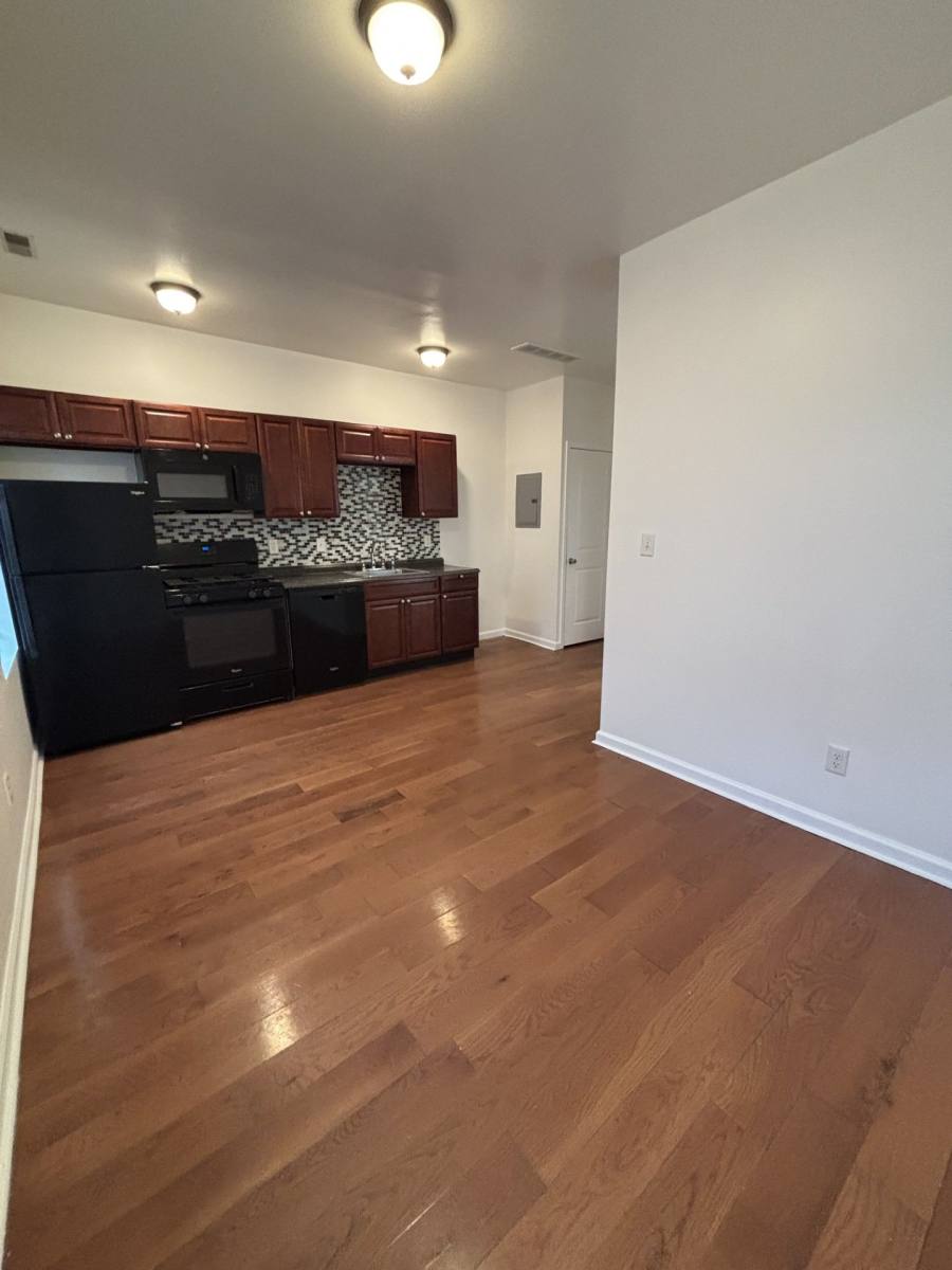 Apartment for rent at 825 N 41st St, Philadelphia, PA 19104