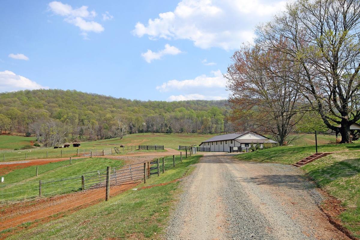 House for rent at 4577 Stony Point Rd, Barboursville, VA 22923