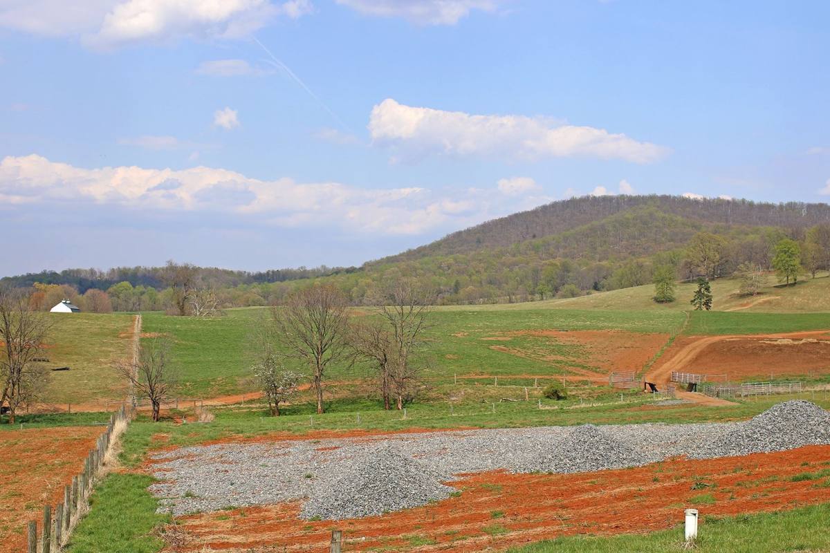 House for rent at 4577 Stony Point Rd, Barboursville, VA 22923