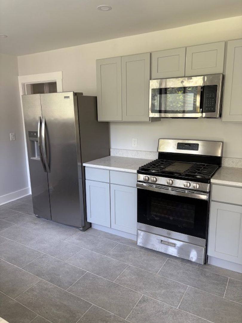 Apartment for rent at 6 - 8 Forest St, Maynard, MA 01754