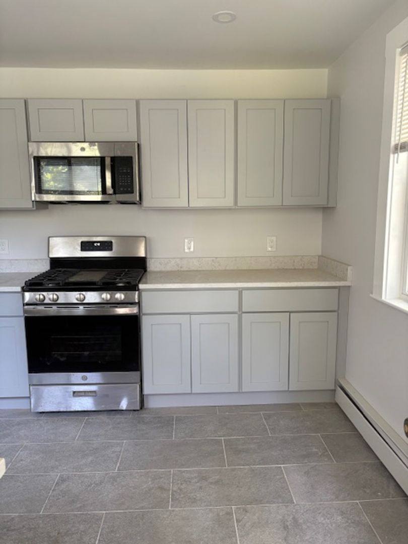 Apartment for rent at 6 - 8 Forest St, Maynard, MA 01754