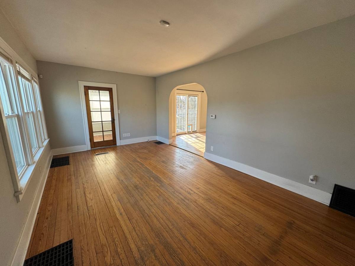 House for rent at 119 E 13th St, Davenport, IA 52803